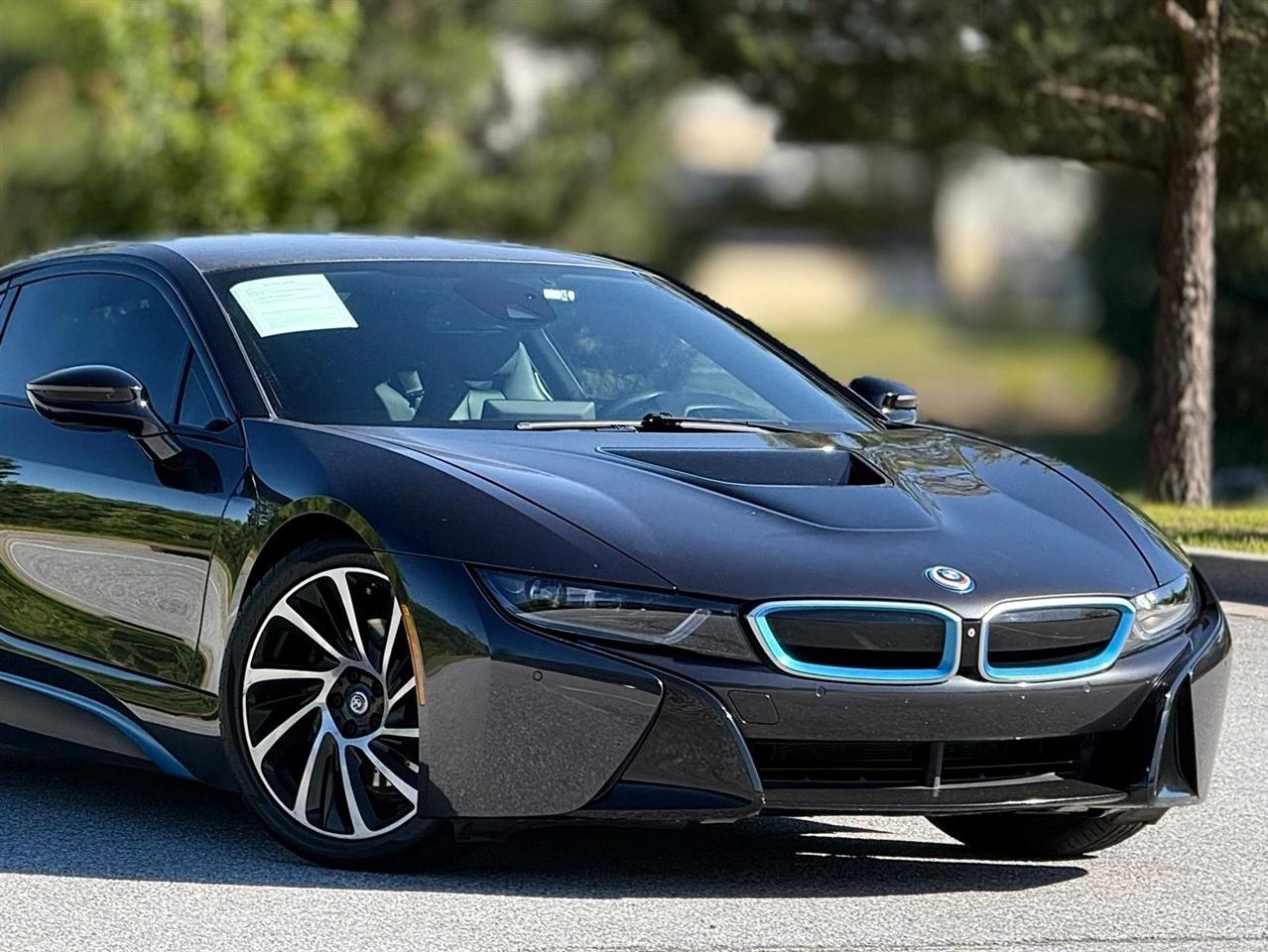 BMW i8  2015