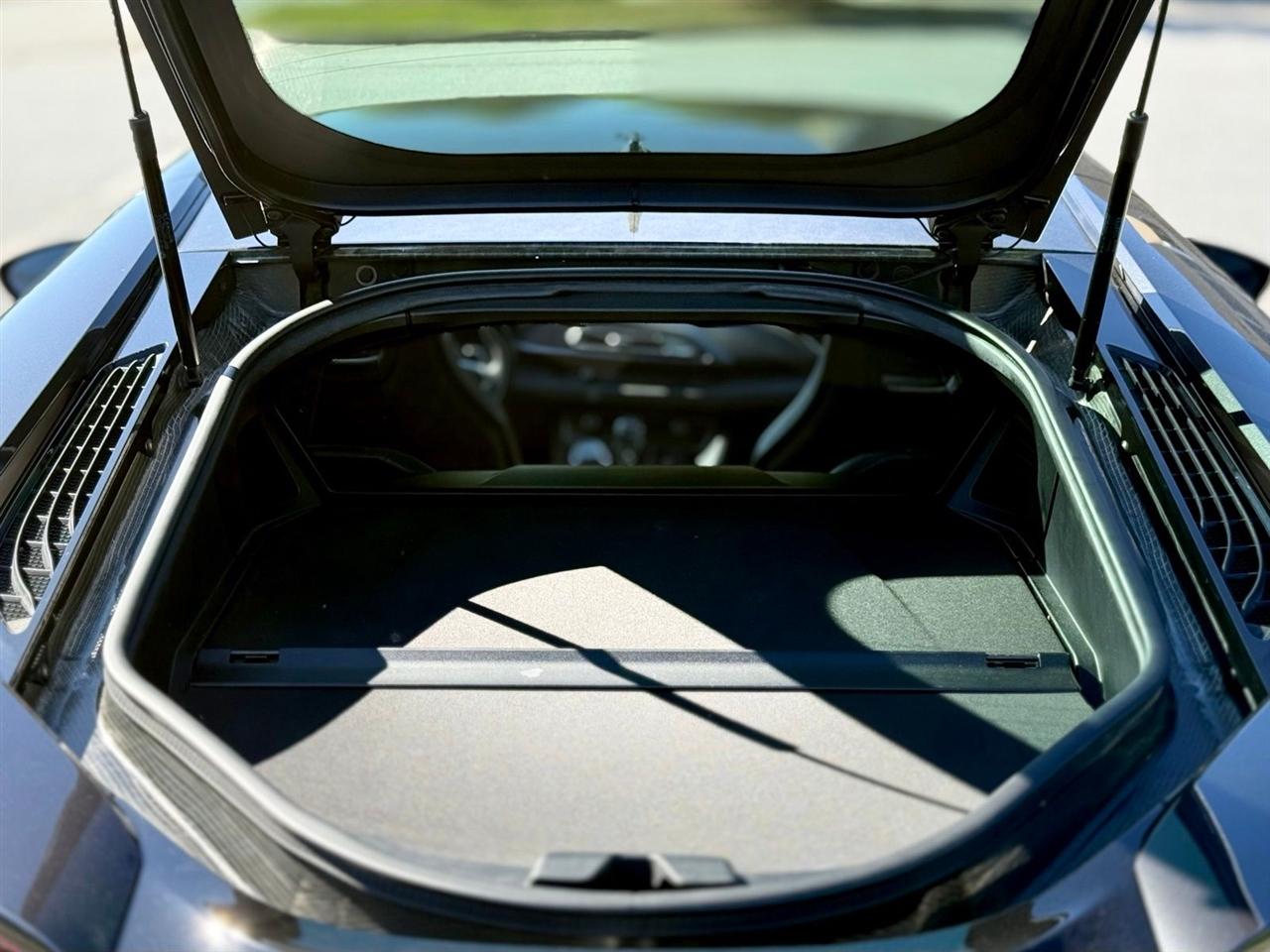 BMW i8  2015