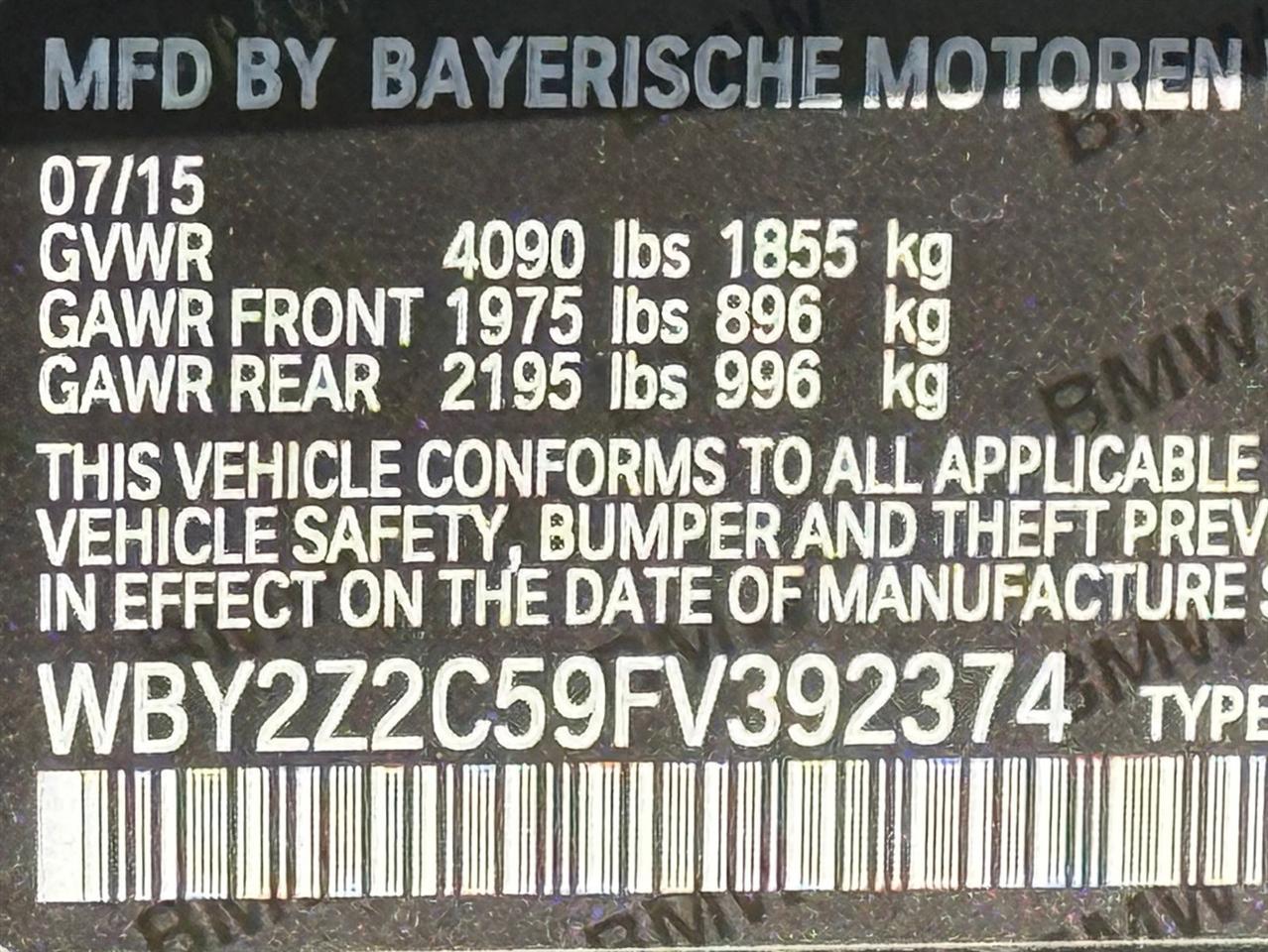 BMW i8  2015