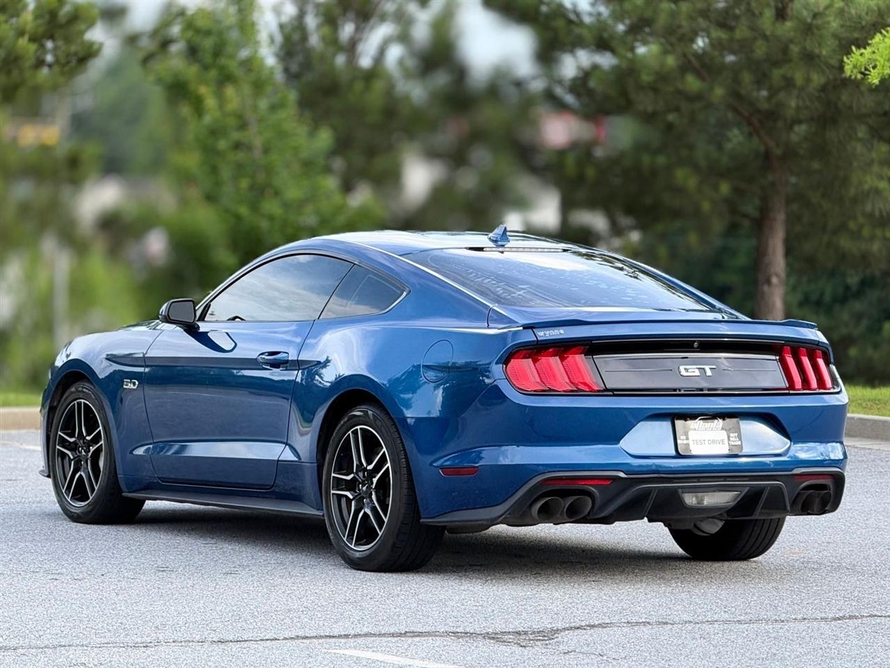 Ford Mustang  2022