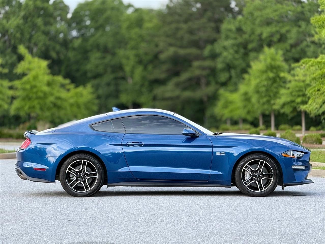 Ford Mustang  2022