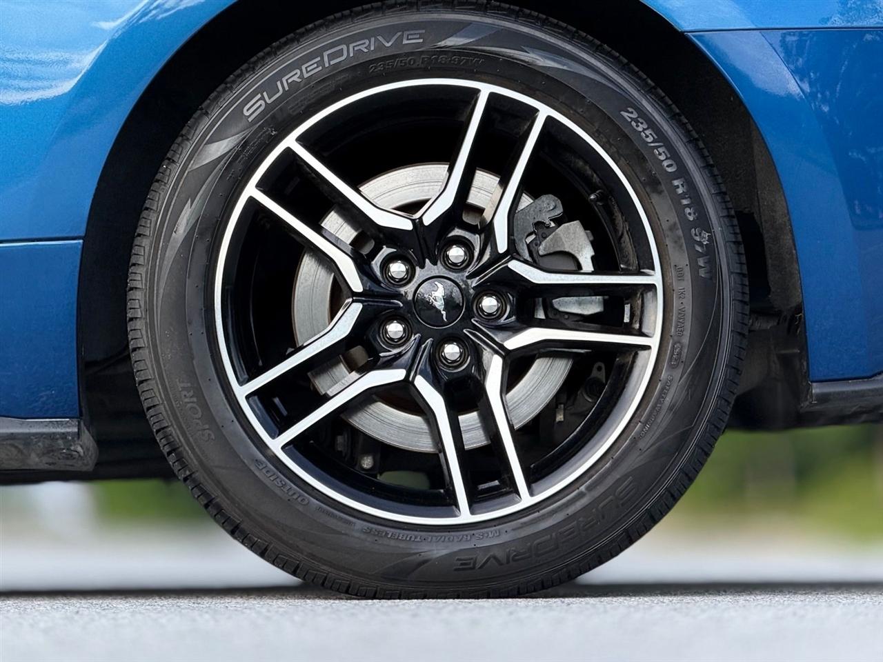Ford Mustang  2022