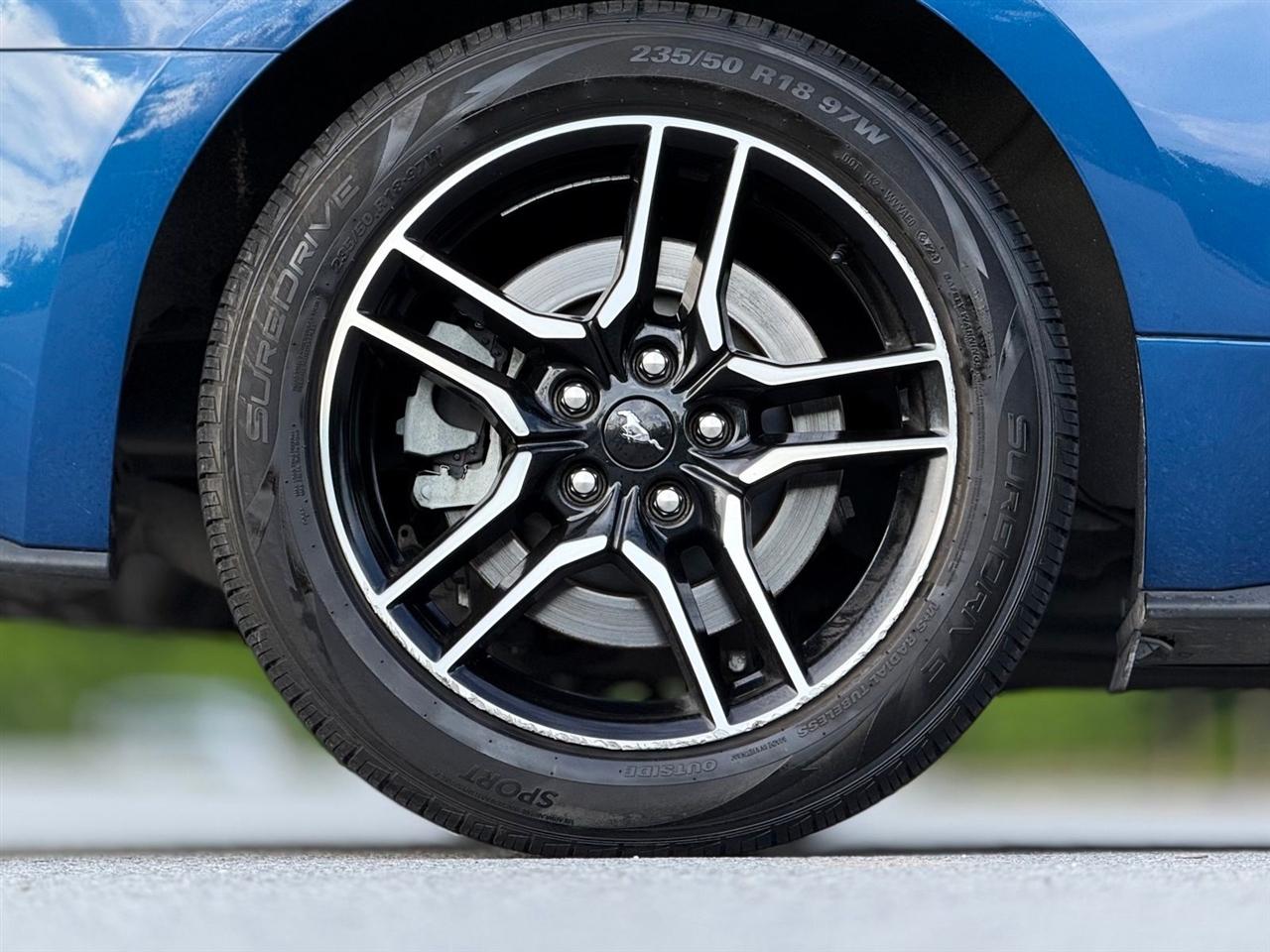 Ford Mustang  2022