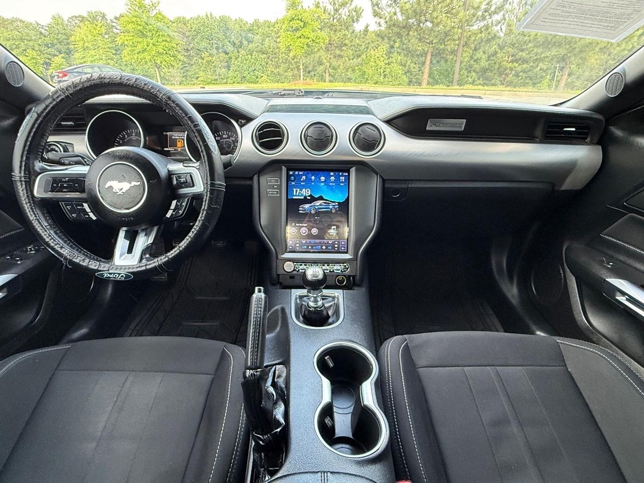Ford Mustang  2022