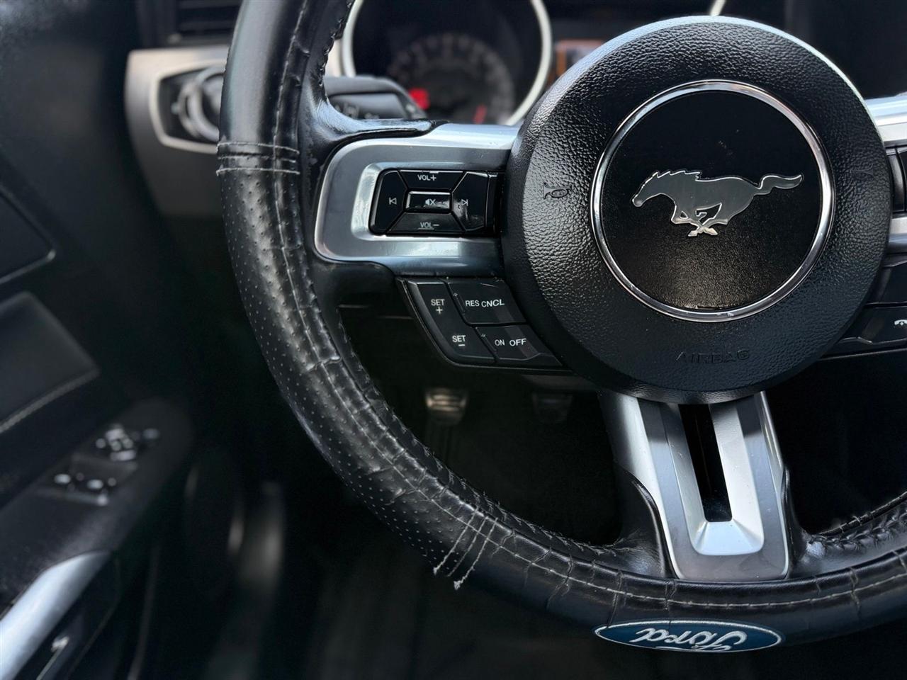 Ford Mustang  2022
