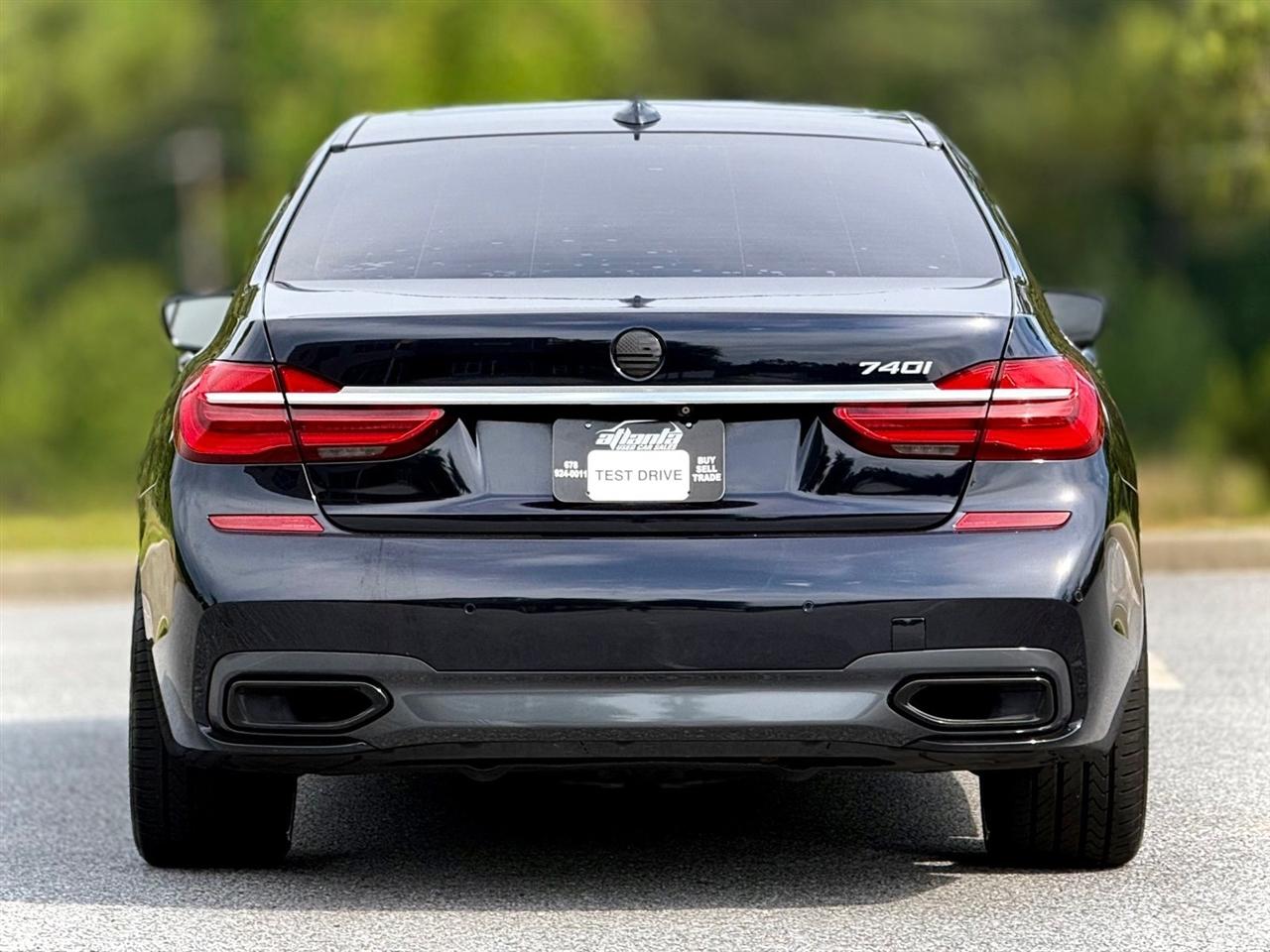 BMW 7 Series  2019