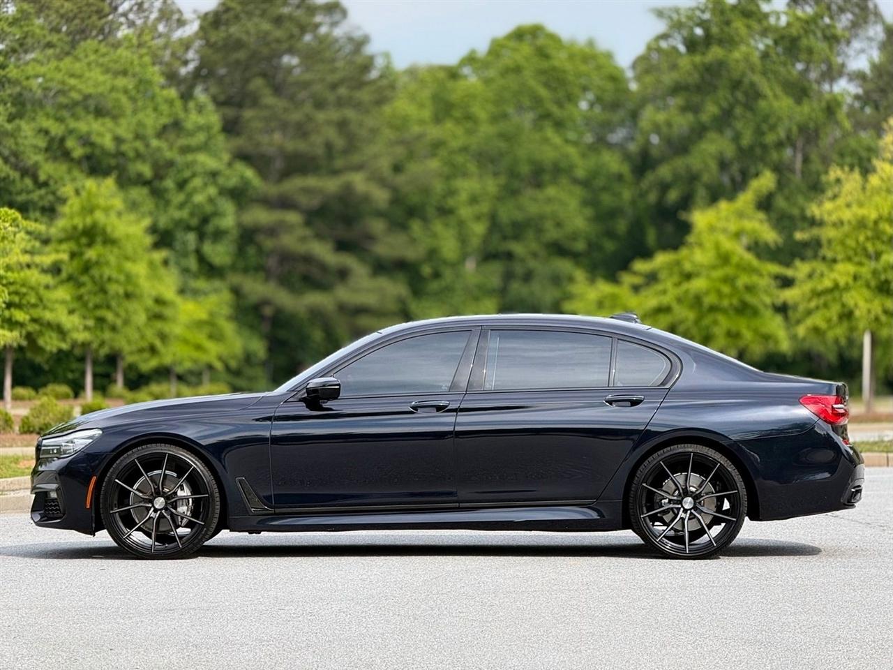BMW 7 Series  2019
