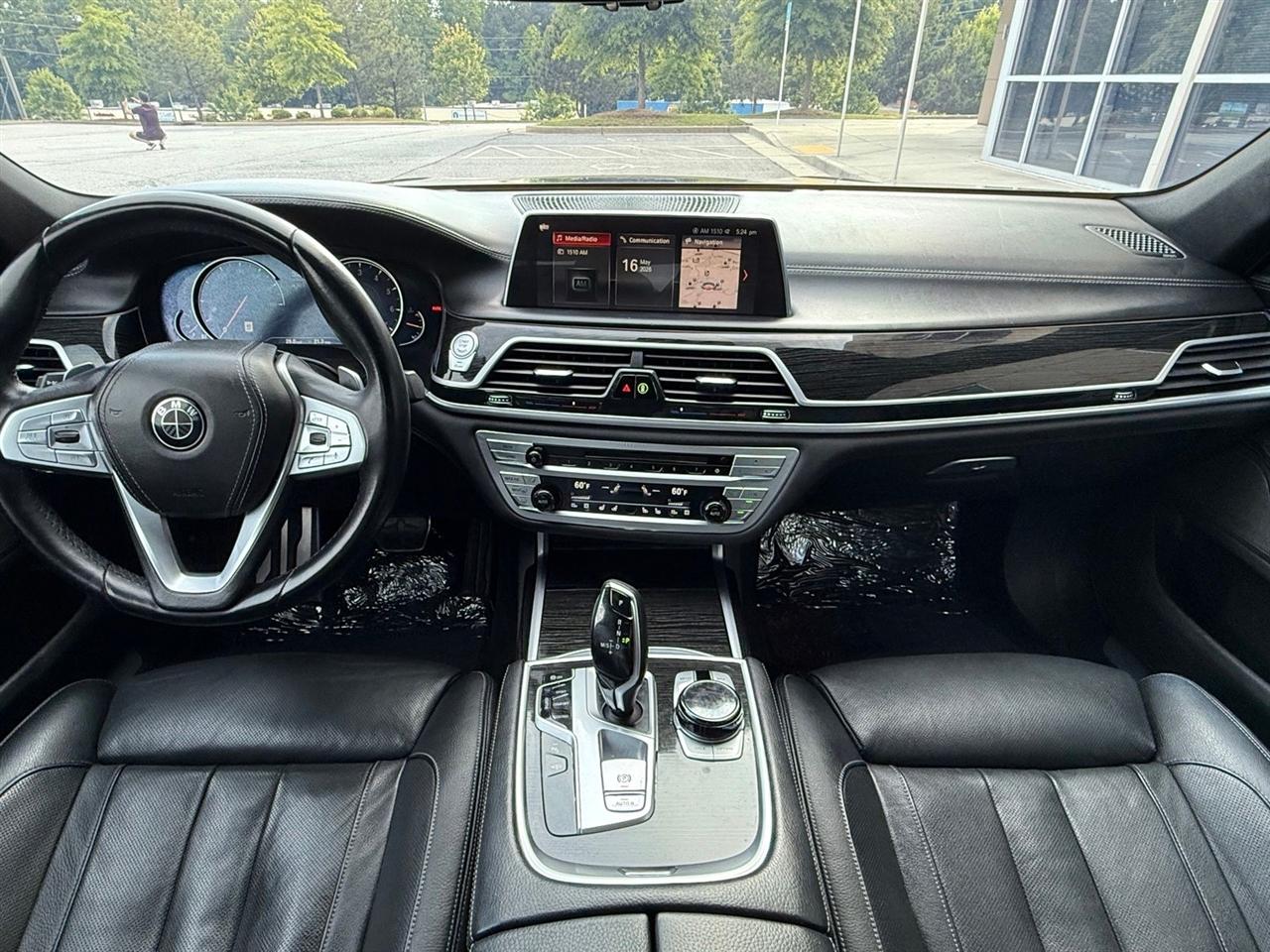 BMW 7 Series  2019