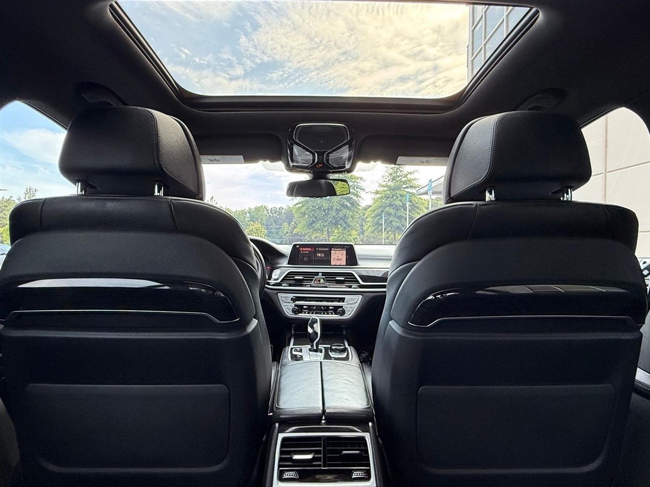 BMW 7 Series  2019