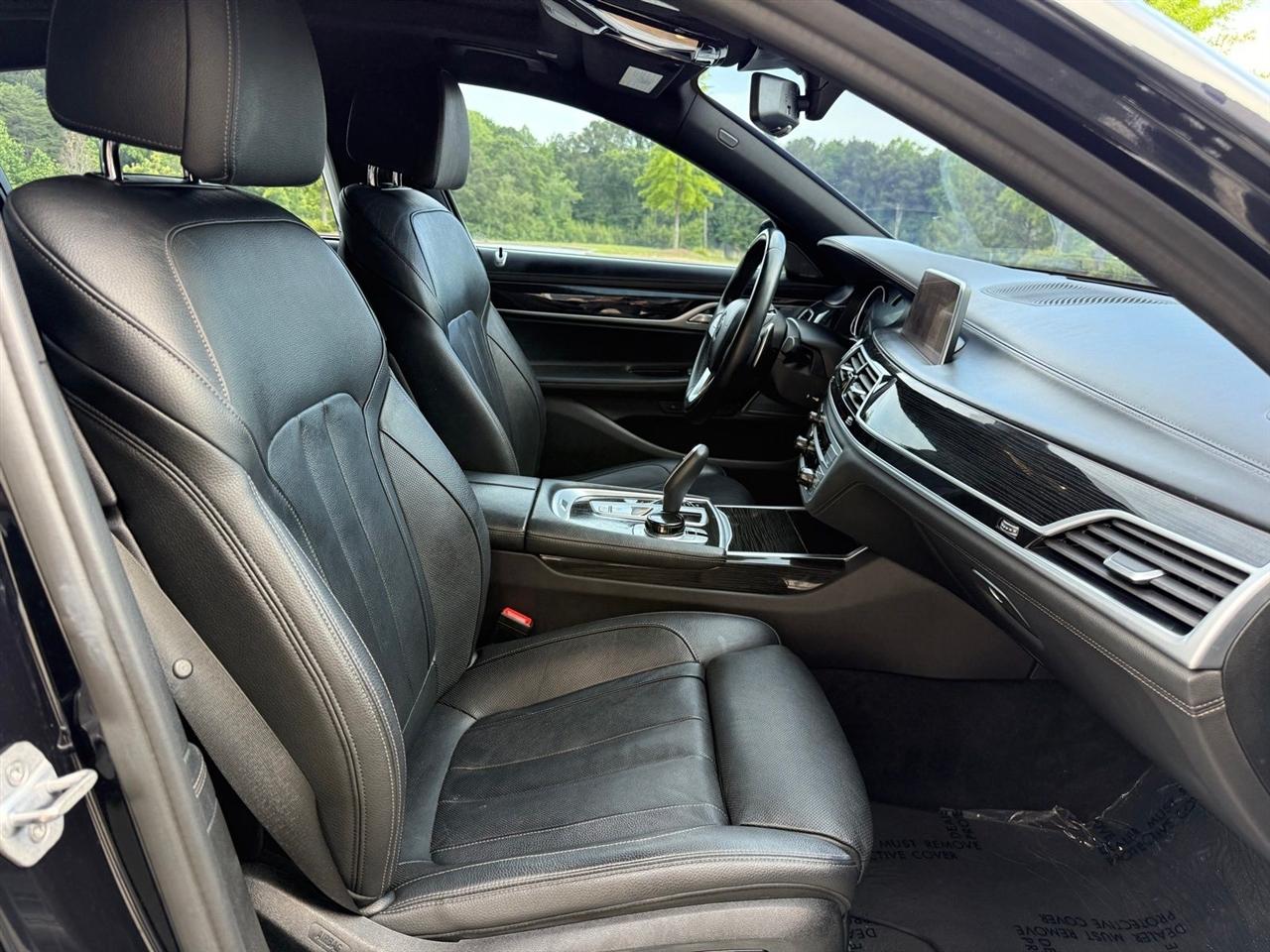 BMW 7 Series  2019