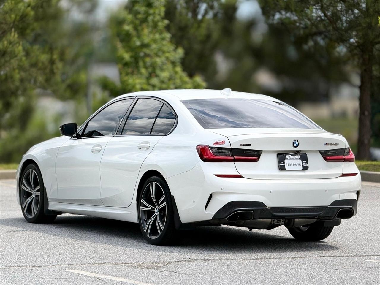 BMW 3 Series  2020