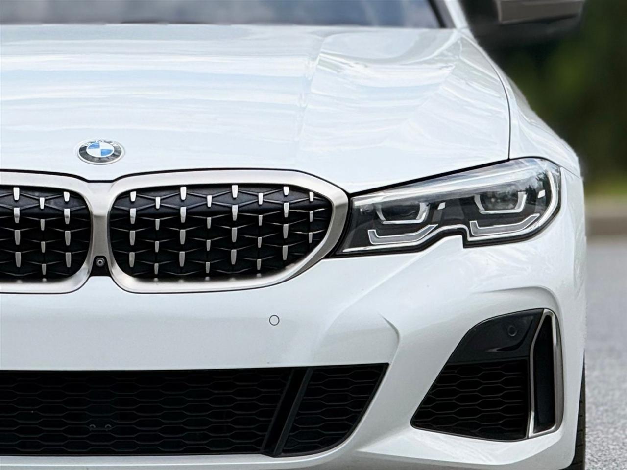 BMW 3 Series  2020