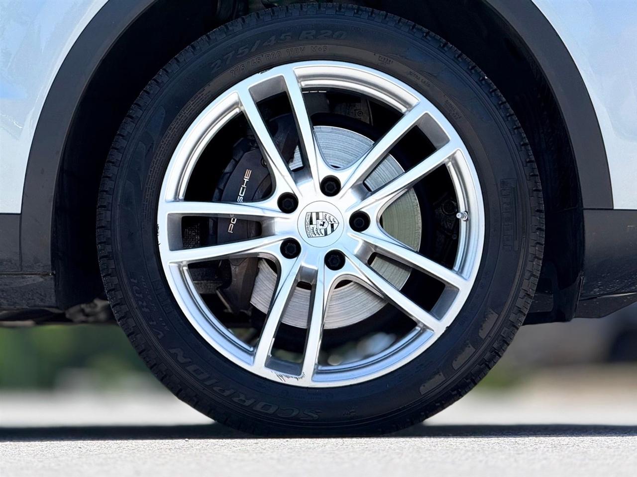 Porsche Cayenne  2020