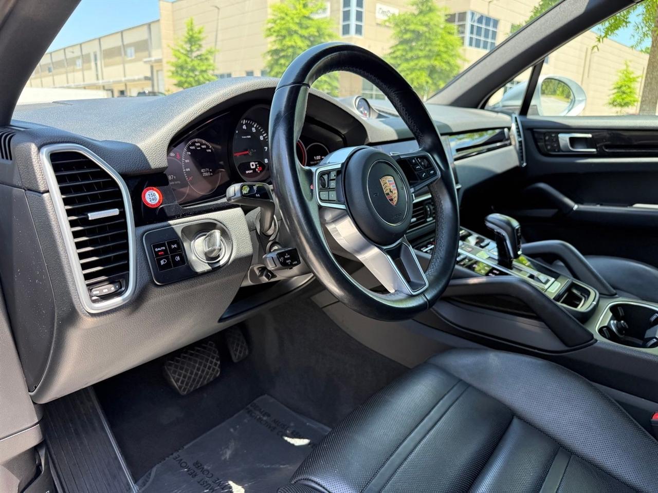 Porsche Cayenne  2020