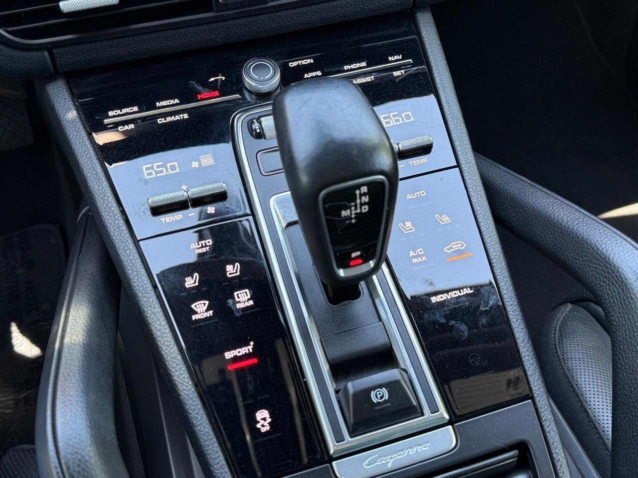 Porsche Cayenne  2020