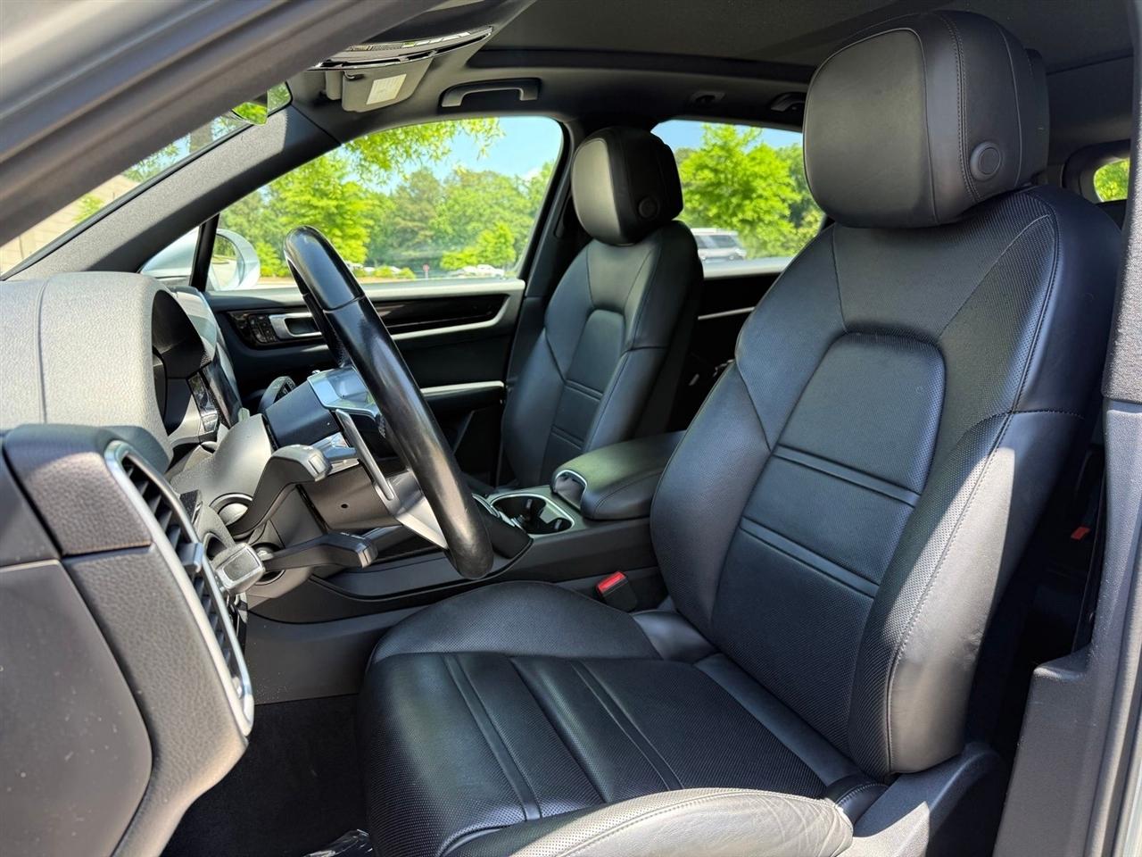 Porsche Cayenne  2020
