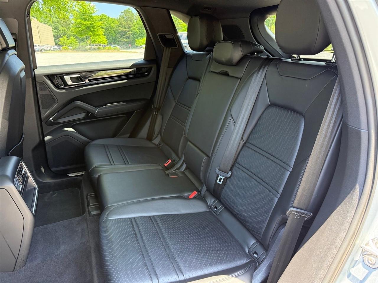 Porsche Cayenne  2020