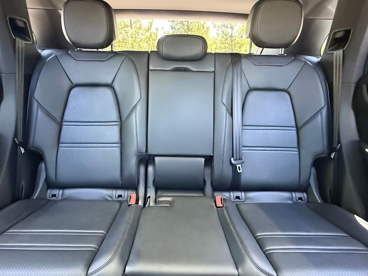 Porsche Cayenne  2020