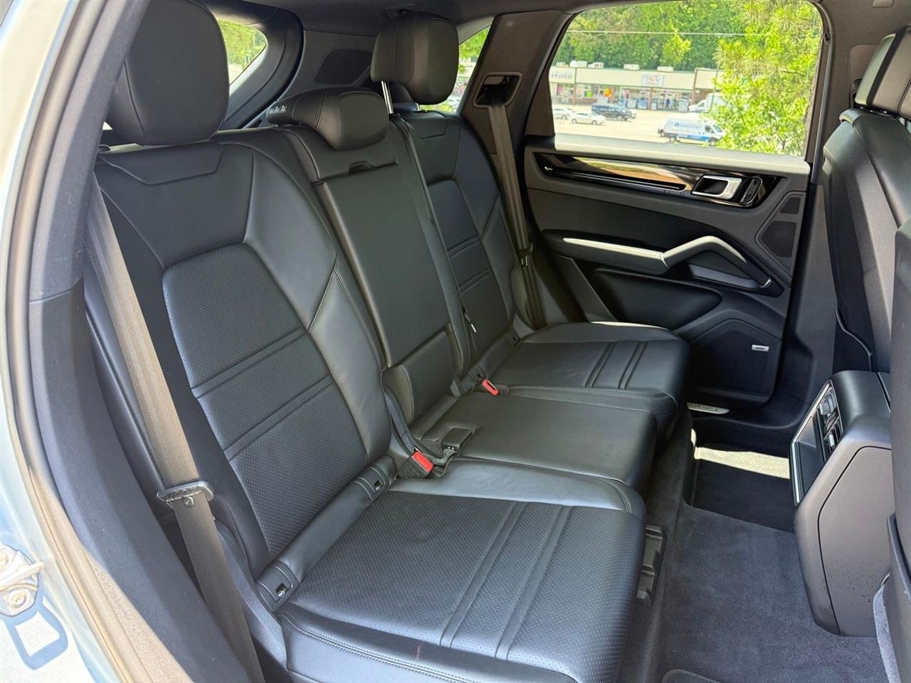 Porsche Cayenne  2020