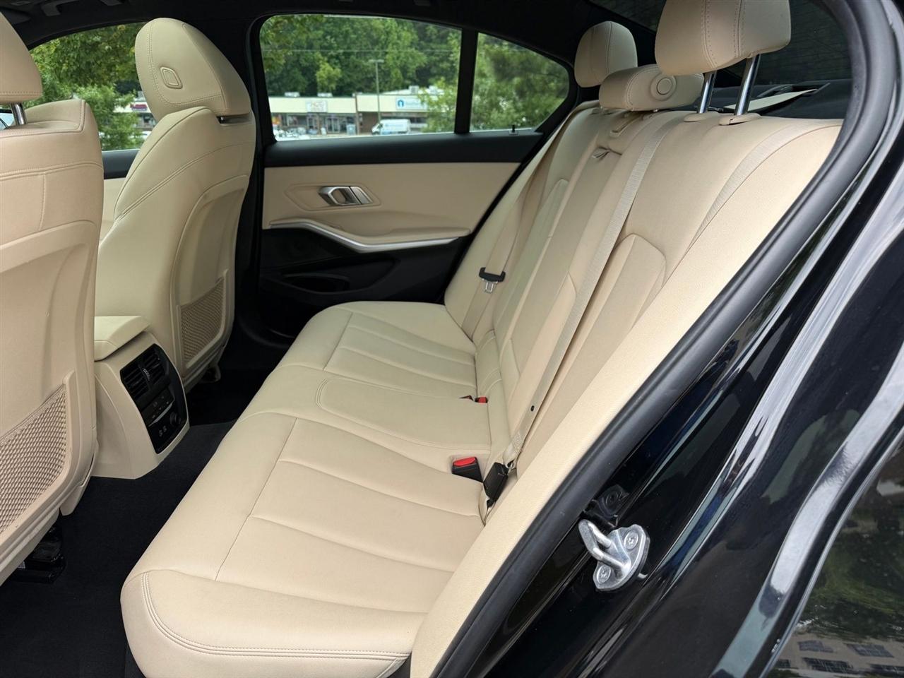 BMW 3 Series  2019