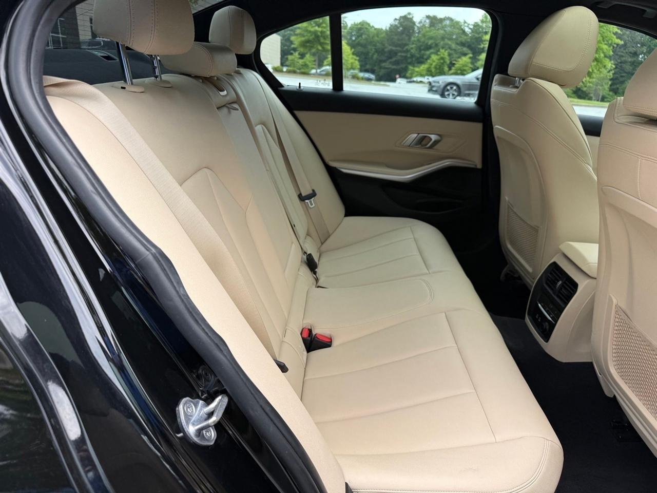 BMW 3 Series  2019