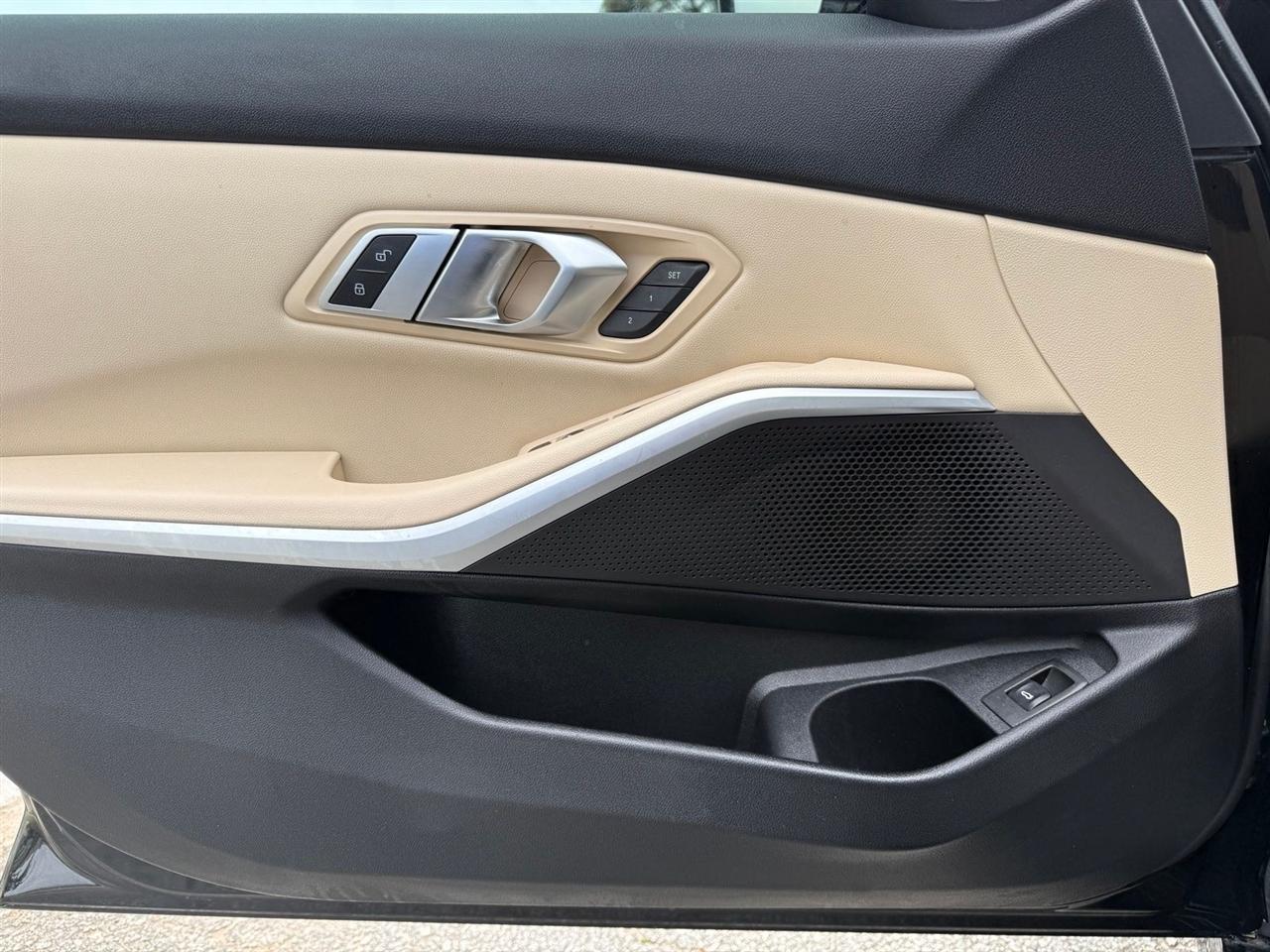 BMW 3 Series  2019
