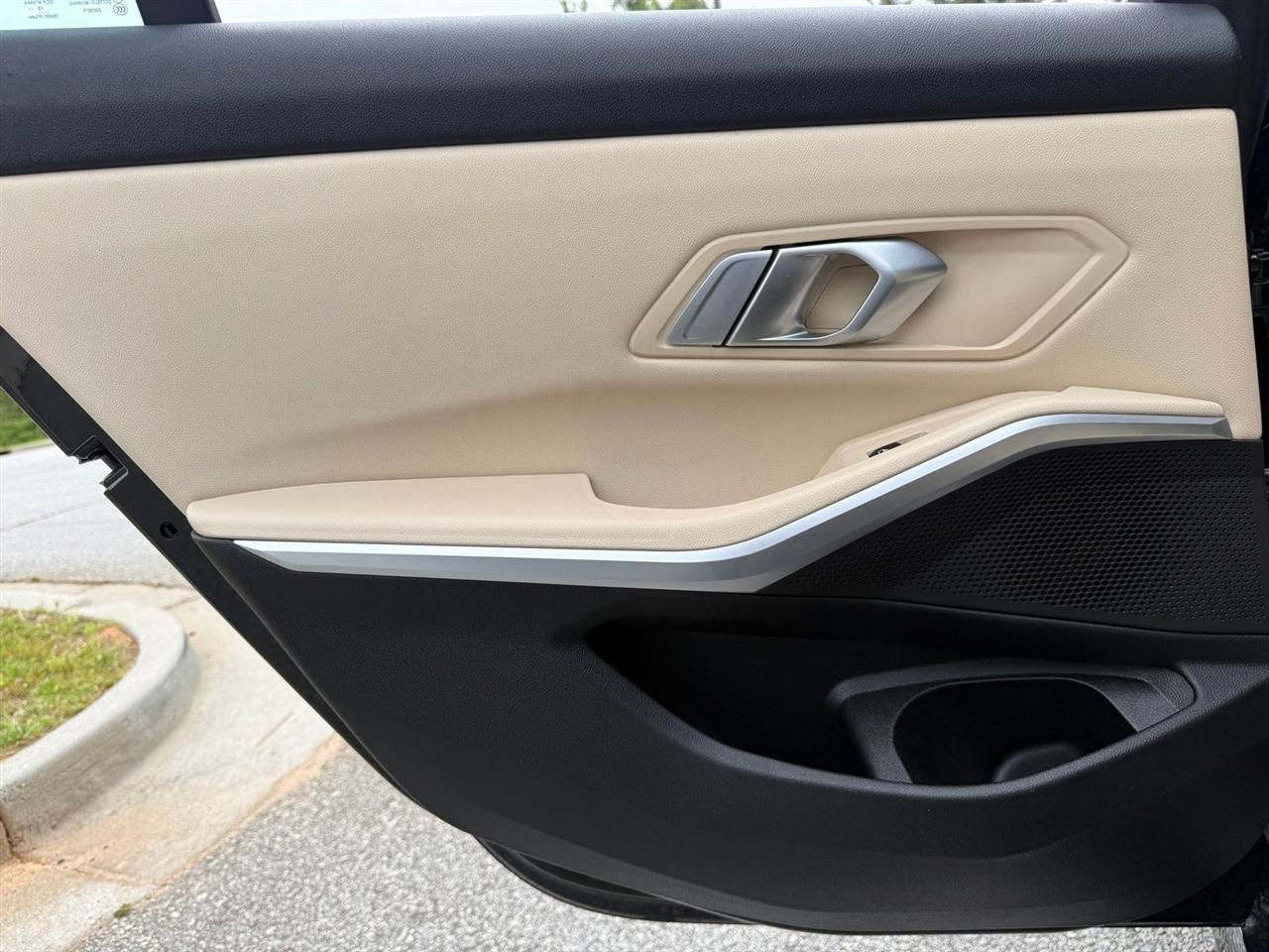 BMW 3 Series  2019