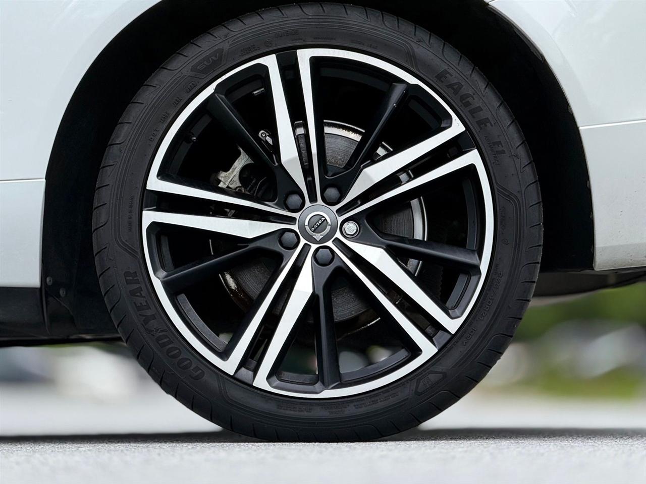 Volvo XC60  2019