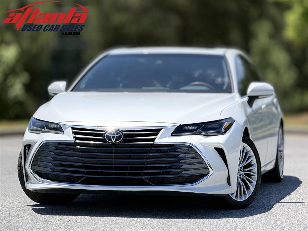 2020 Toyota Avalon Limited's photo