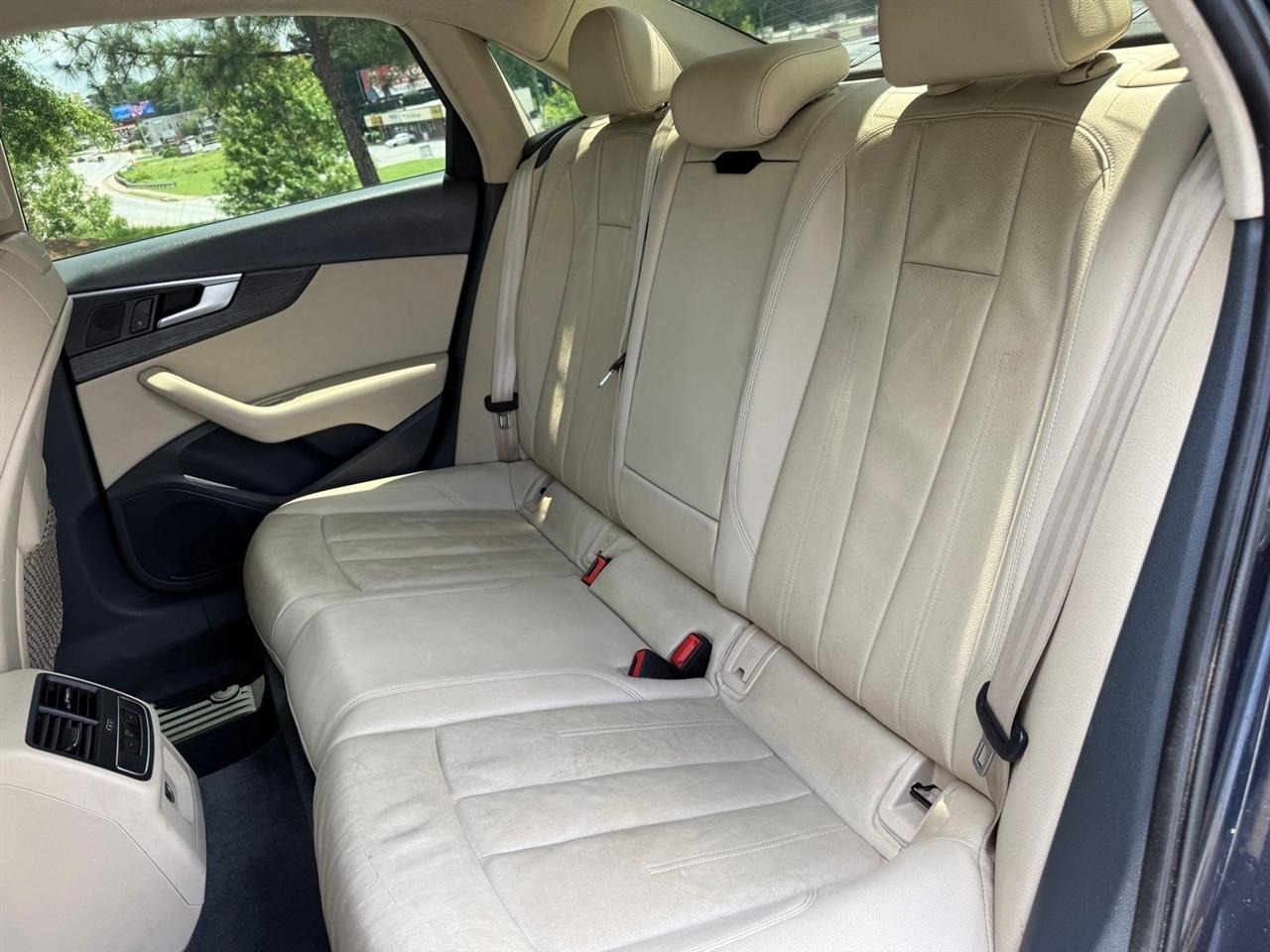 Audi A4  2017
