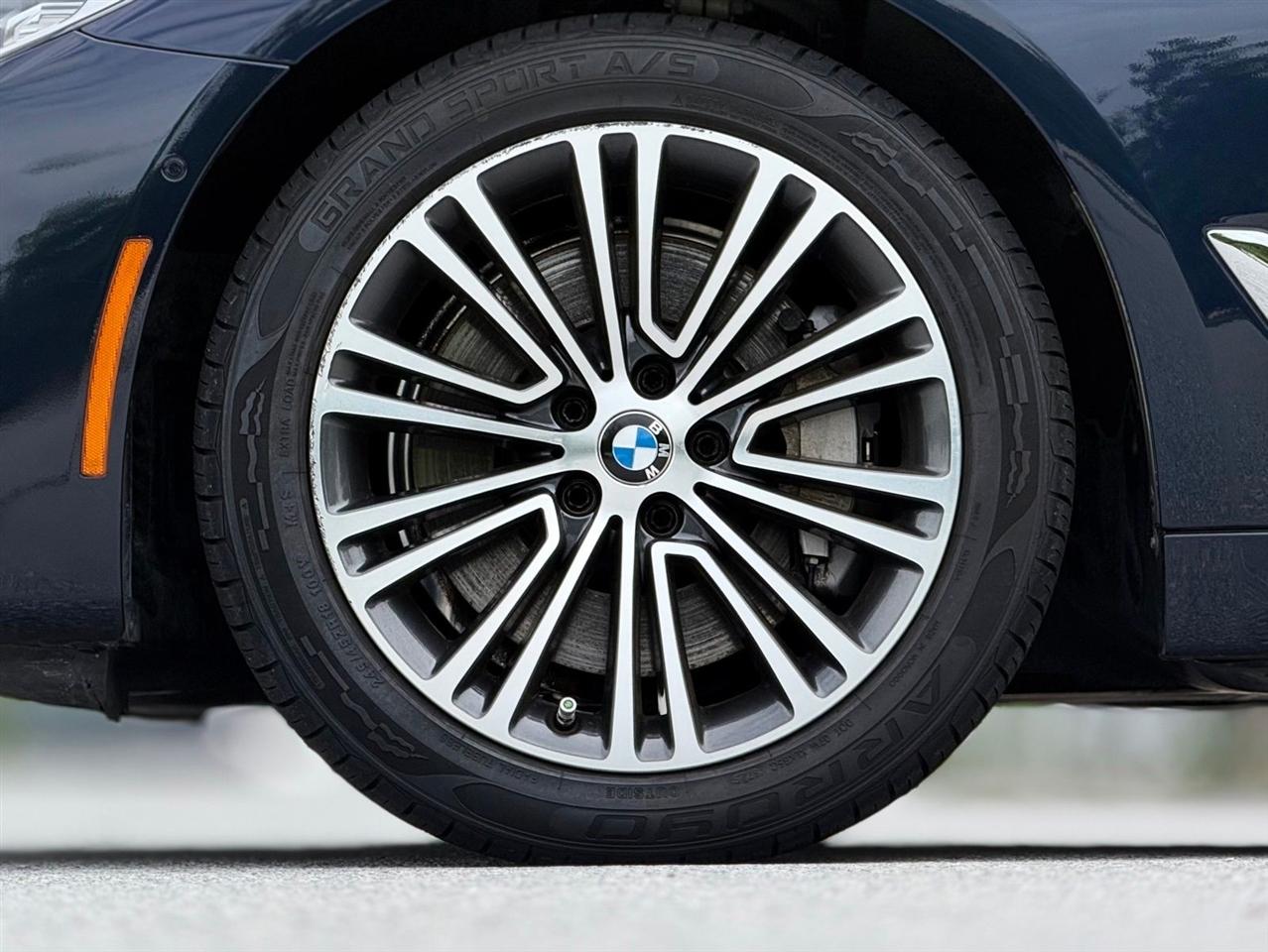 BMW 5 Series  2017