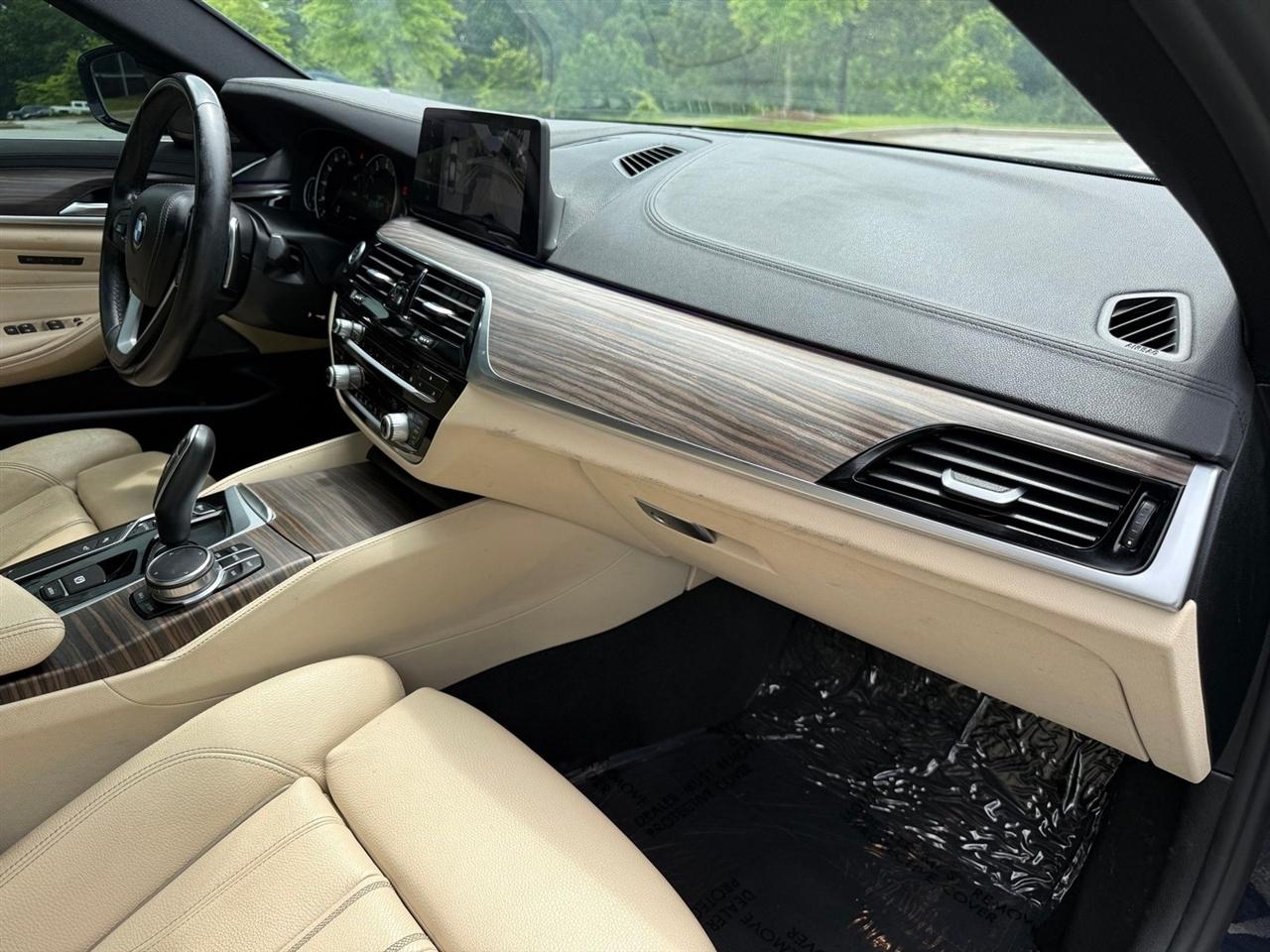 BMW 5 Series  2017