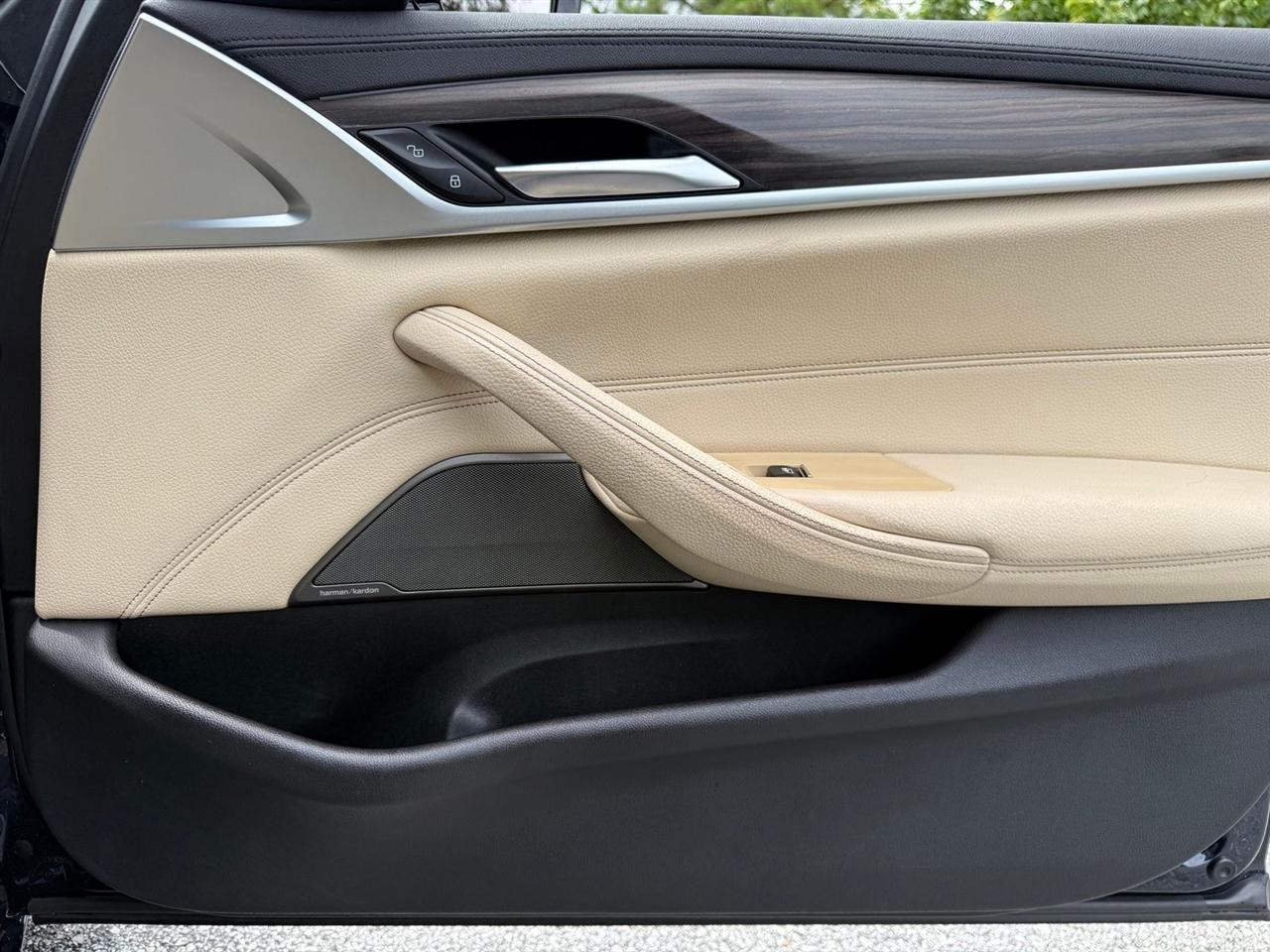 BMW 5 Series  2017