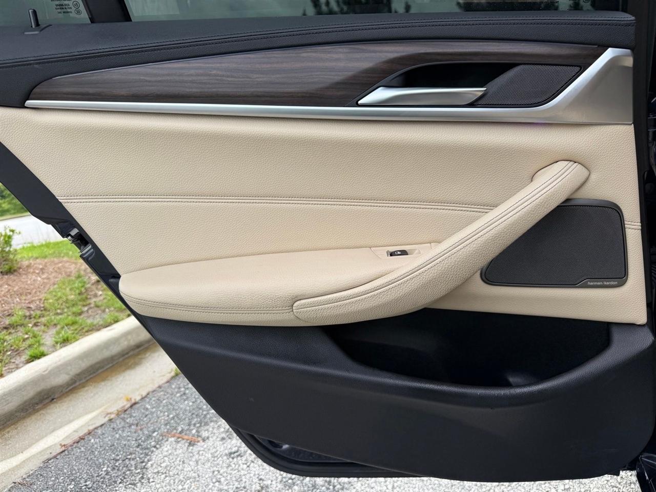BMW 5 Series  2017