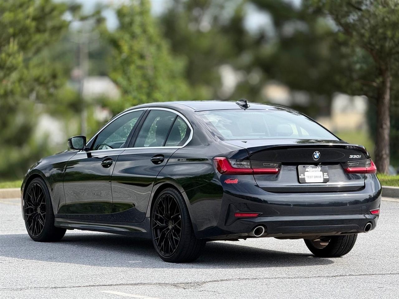 BMW 3 Series  2021