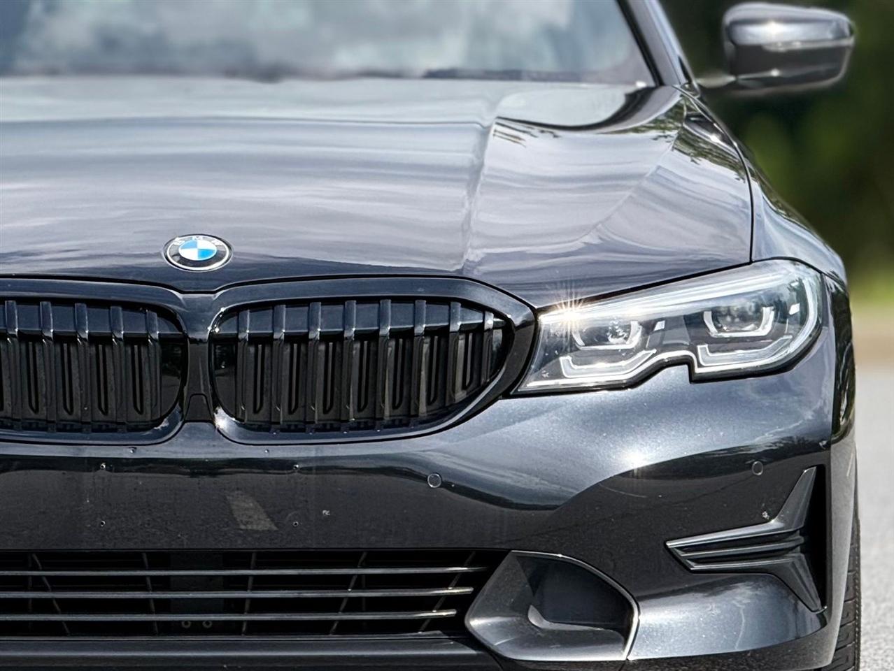 BMW 3 Series  2021