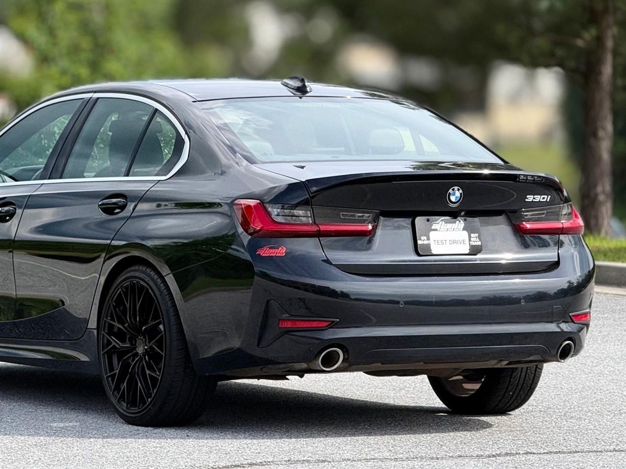 BMW 3 Series  2021