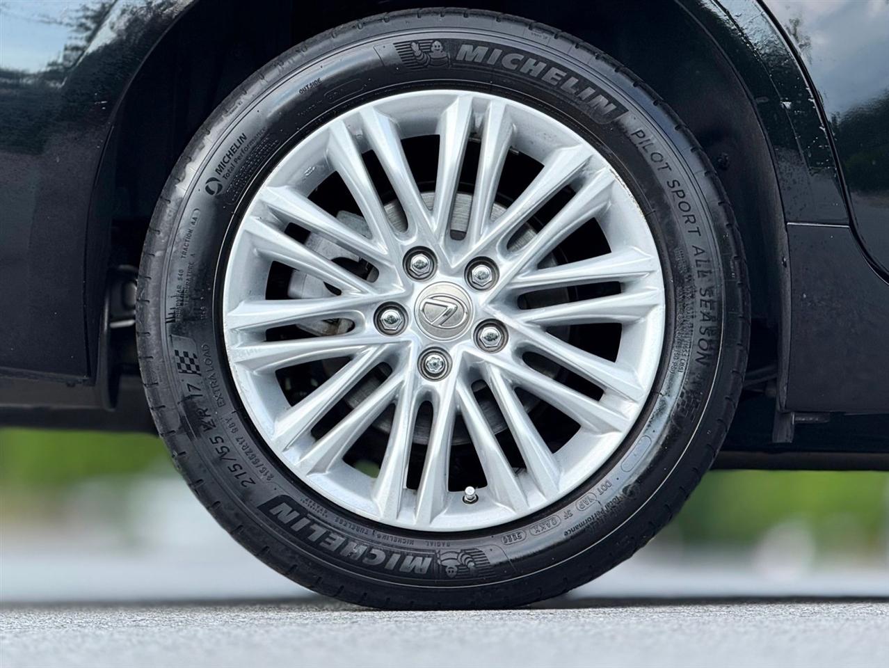 Lexus ES 350  2014