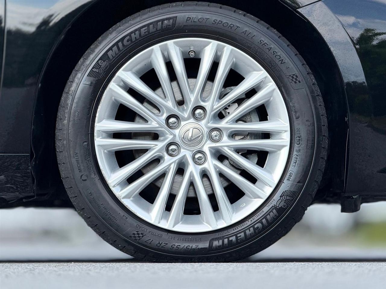 Lexus ES 350  2014
