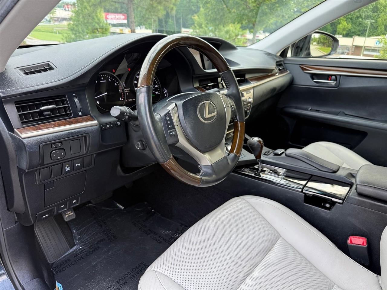 Lexus ES 350  2014