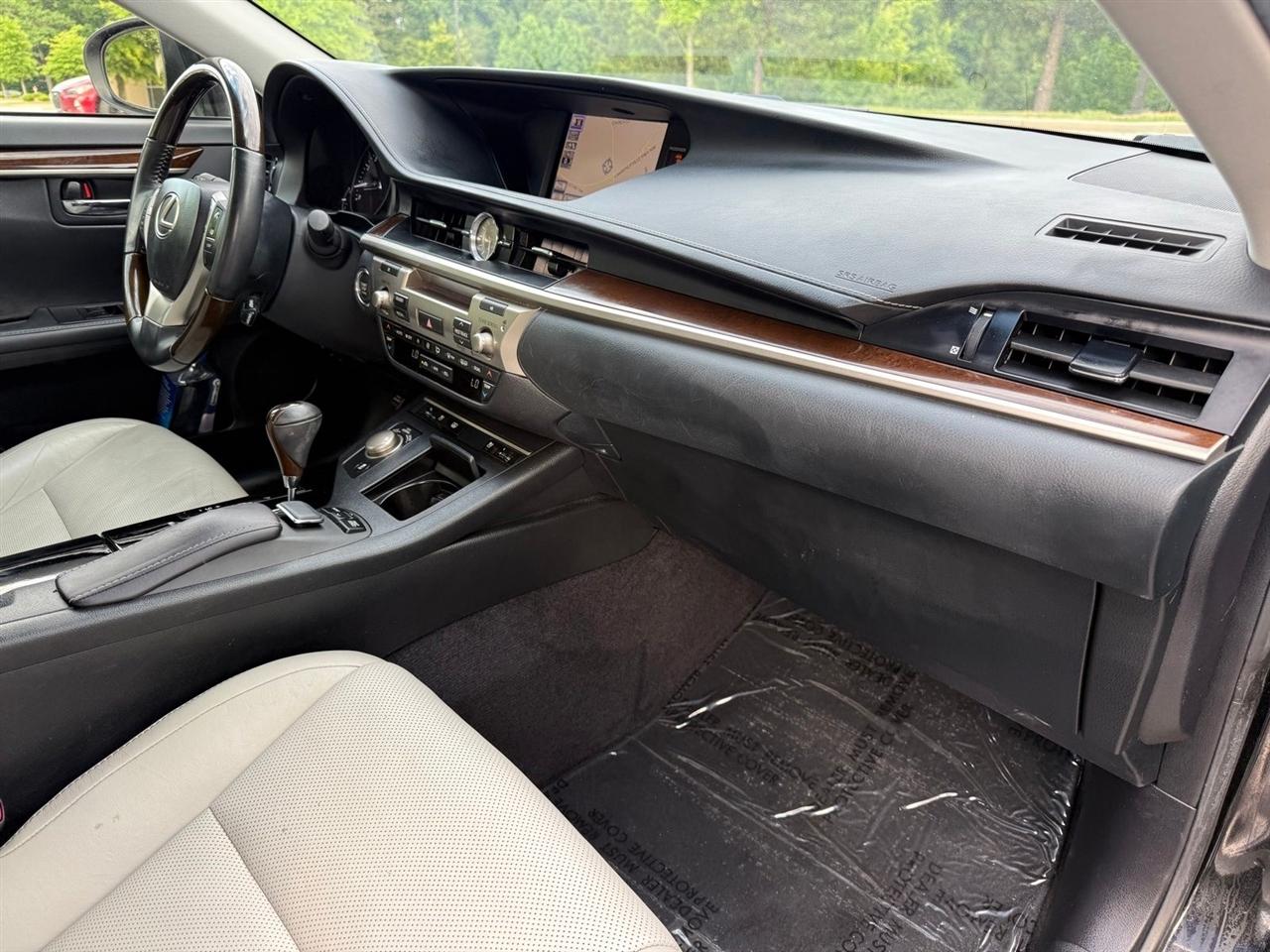 Lexus ES 350  2014