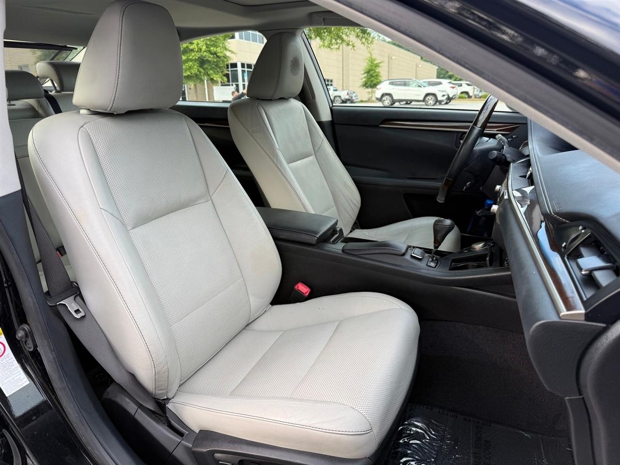 Lexus ES 350  2014