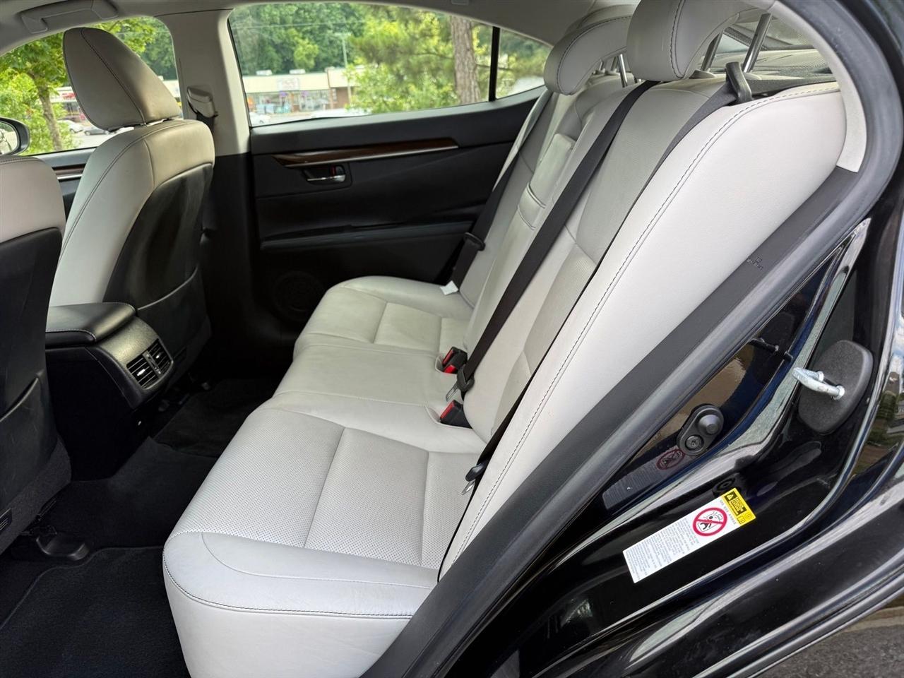 Lexus ES 350  2014
