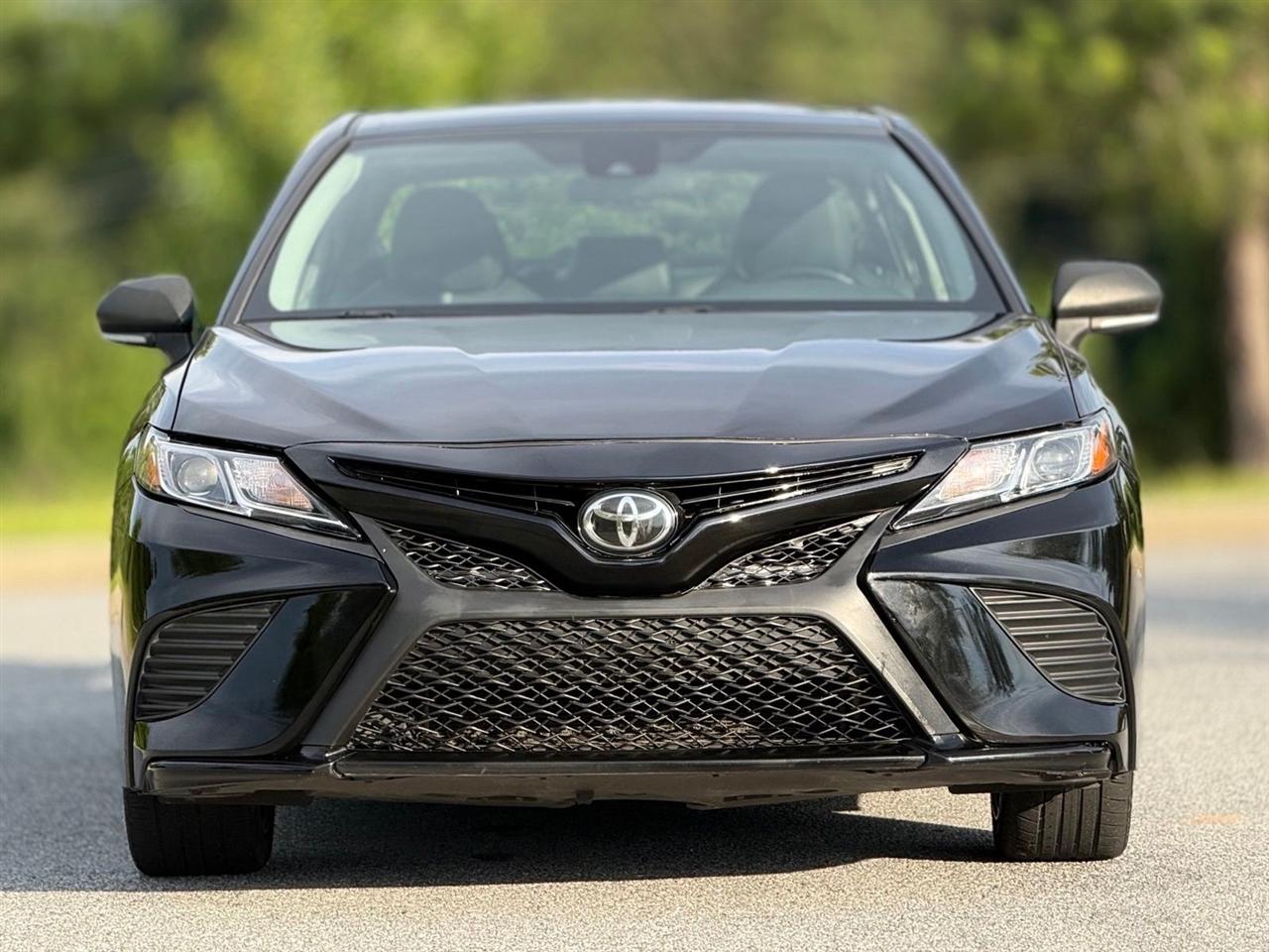 Toyota Camry  2019