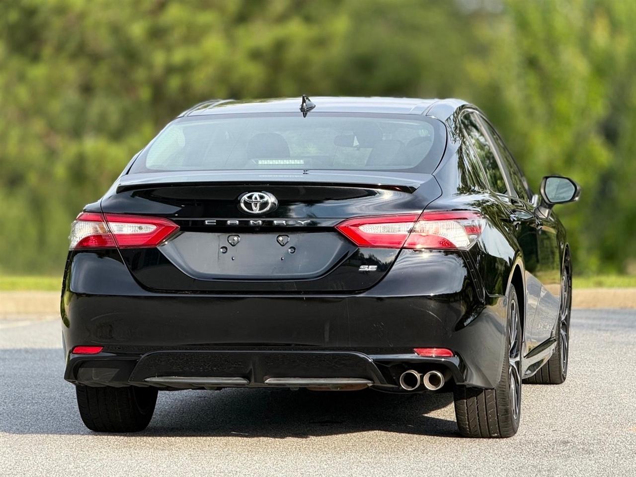 Toyota Camry  2019