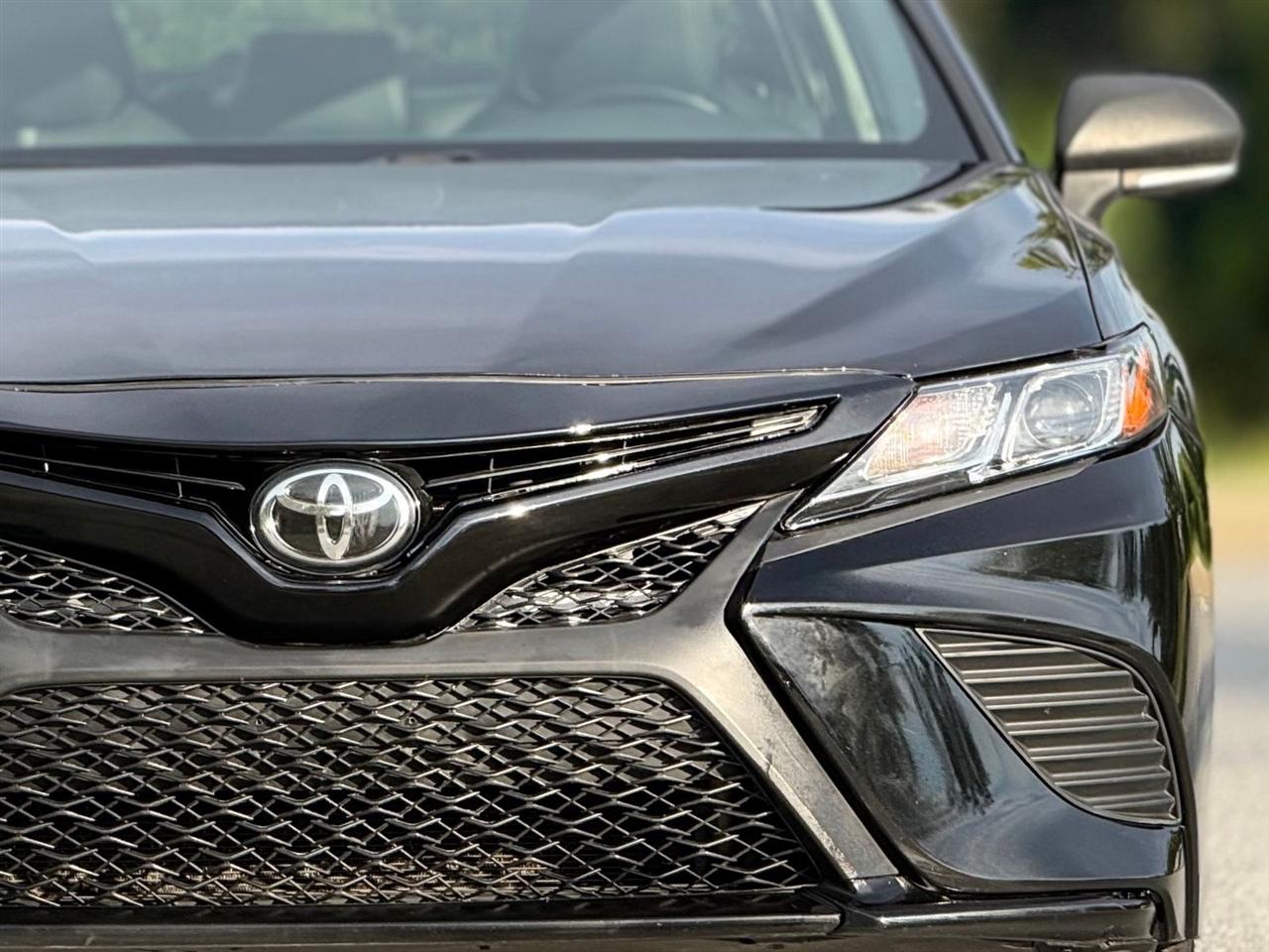 Toyota Camry  2019