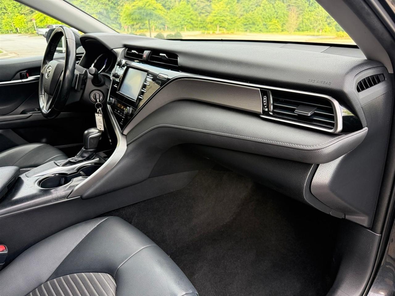 Toyota Camry  2019