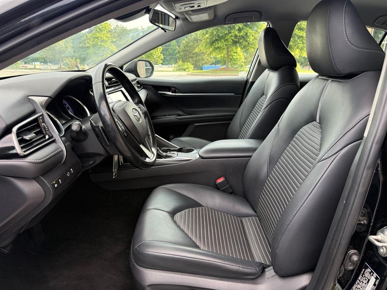 Toyota Camry  2019