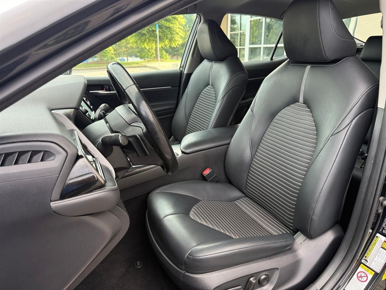 Toyota Camry  2019