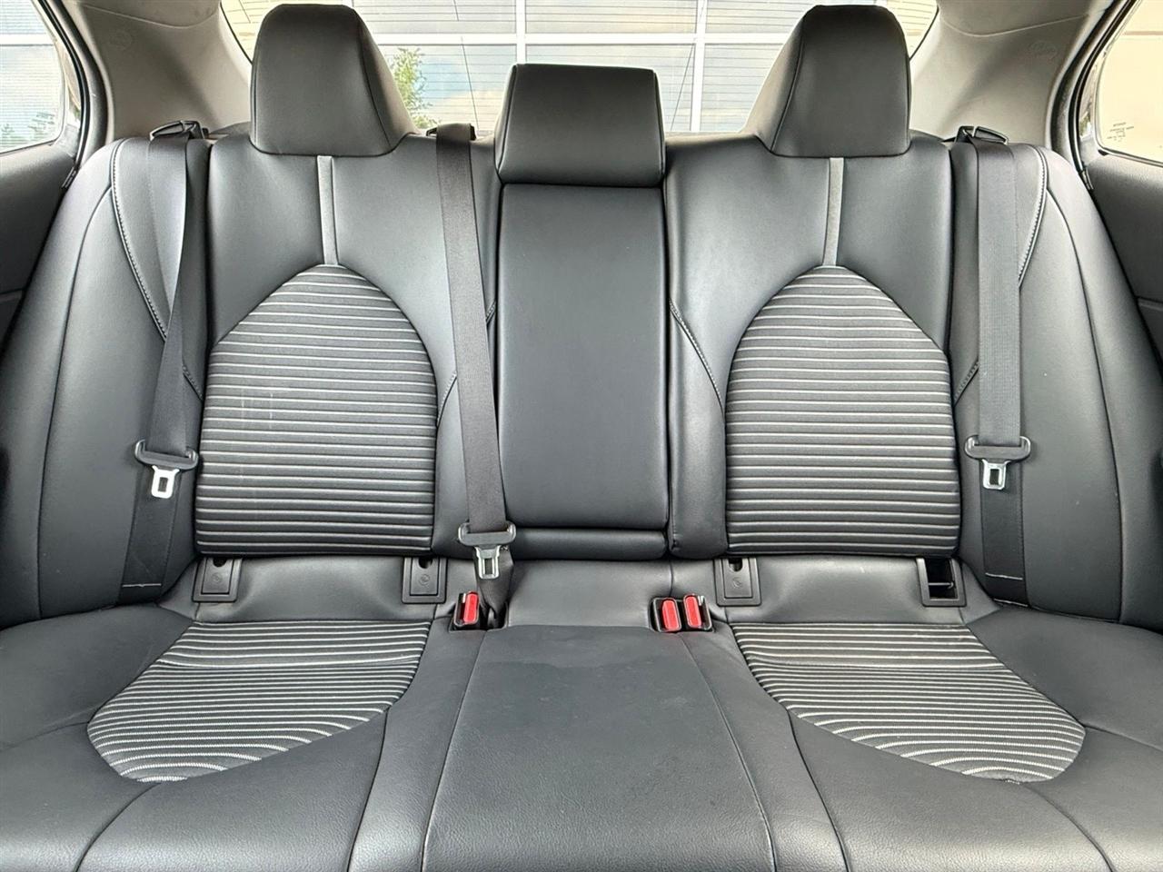 Toyota Camry  2019